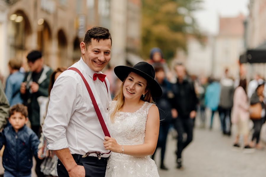 Fotógrafo de casamento Paweł Stec (pawelstec). Foto de 24 de fevereiro 2020