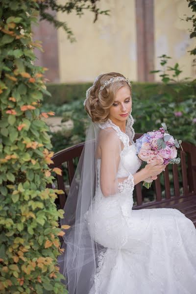 Fotógrafo de casamento Marina Gubina (gubinafoto). Foto de 6 de março 2017