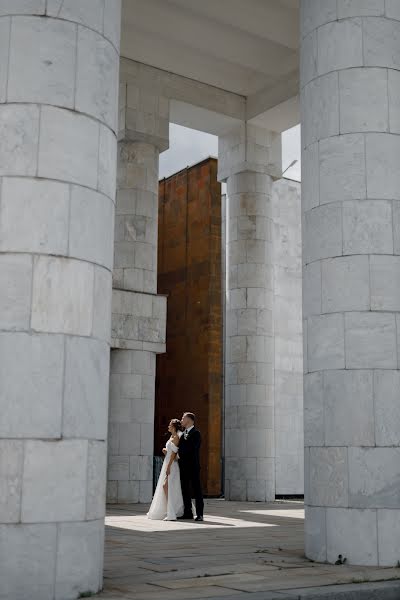 Wedding photographer Dmitriy Tarasov (diman4ez). Photo of 12 September 2022