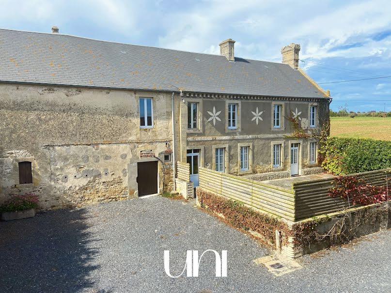 Vente maison 12 pièces 1800 m² à Longues-sur-Mer (14400), 577 500 €