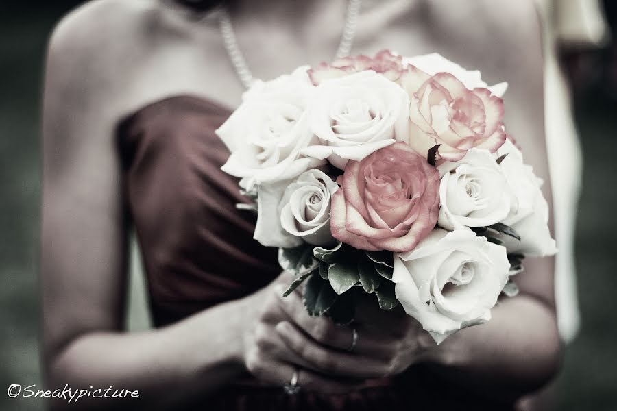 Wedding photographer Steve Nikon (sneakypicture). Photo of 17 October 2018