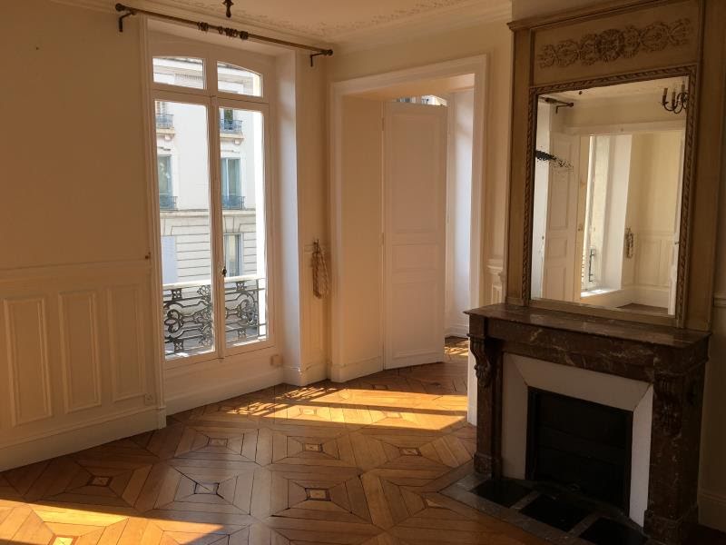 Location  appartement 5 pièces 124.24 m² à Saint-Germain-en-Laye (78100), 2 300 €