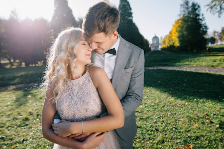 Fotógrafo de casamento Evgeniy Tarasov (tarasof). Foto de 17 de janeiro 2019