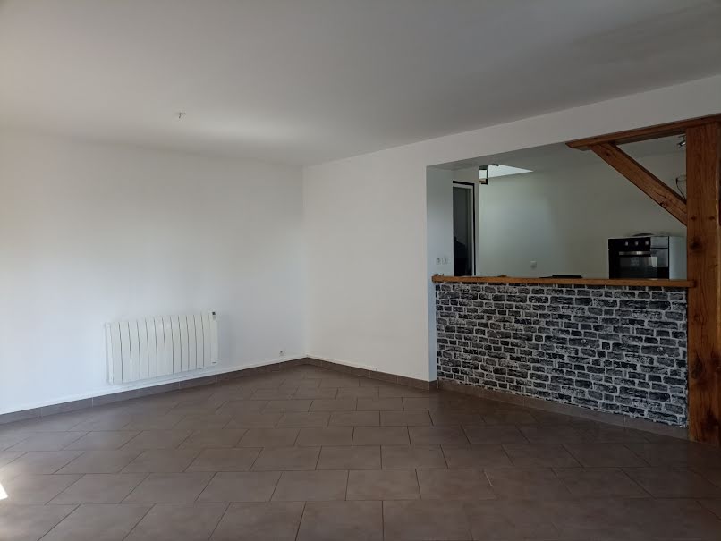 Location  maison 2 pièces 57.76 m² à Pirmil (72430), 450 €