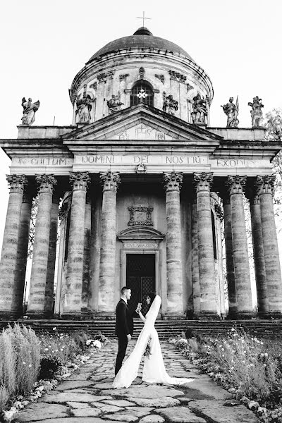 Fotógrafo de casamento Dmitro Lotockiy (lototskyi). Foto de 2 de janeiro 2018