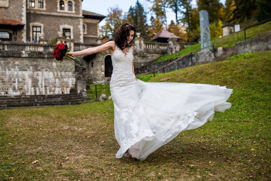 Wedding photographer Vlad Pahontu (vladpahontu). Photo of 12 November 2018