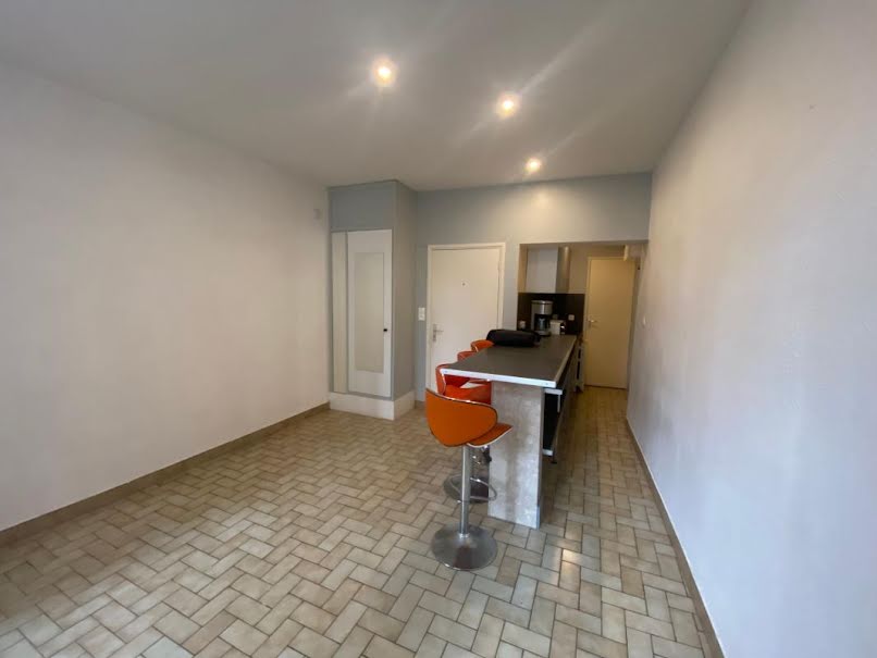 Location  appartement 1 pièce 23 m² à Arras (62000), 367 €