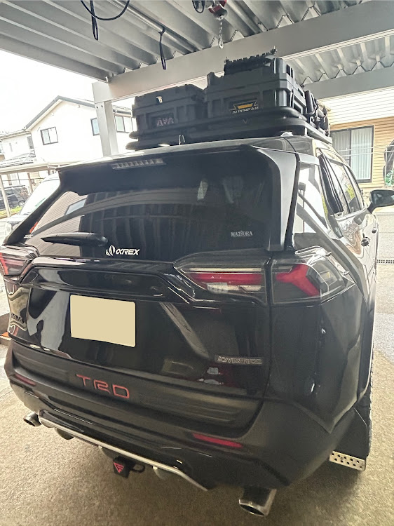 RAV4のボンネットラッピング・ADVENTURE・IPF・AVA GEAR・RAV4に関するカスタム事例の投稿画像3枚目