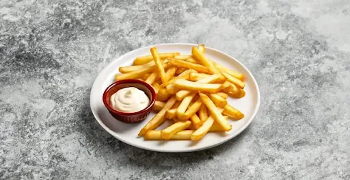 Baked Salted Fries With Low Calories Dip [500 Grams, Serves 1]