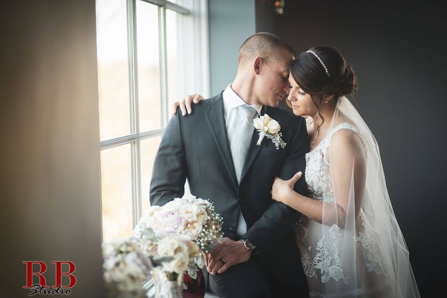 Fotografo di matrimoni Red Bank Studio (redbankstudio). Foto del 7 settembre 2019