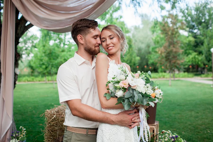 Fotógrafo de casamento Marina Mazepina (mazepina). Foto de 20 de julho 2017