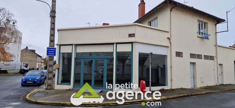 Vente locaux professionnels  204 m² à Montluçon (03100), 82 500 €