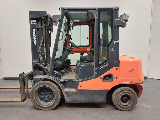 DOOSAN D35C-5