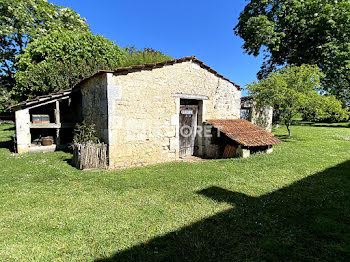 maison à Meursac (17)