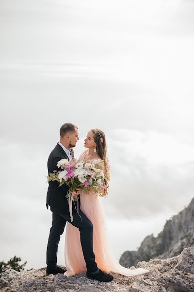 Wedding photographer Sveta Sukhoverkhova (svetasu). Photo of 15 January 2019