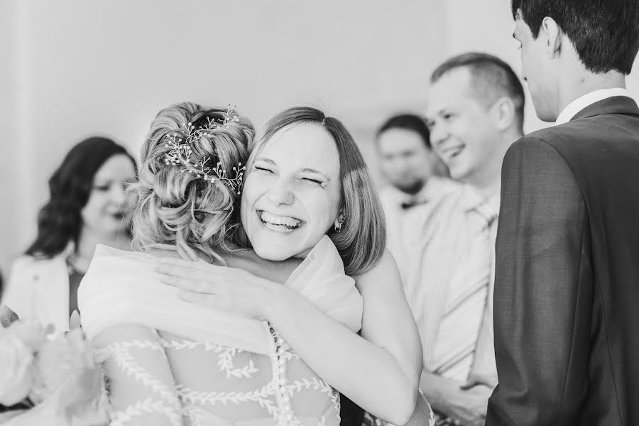 Fotógrafo de casamento Vera Olneva (verao). Foto de 13 de agosto 2018