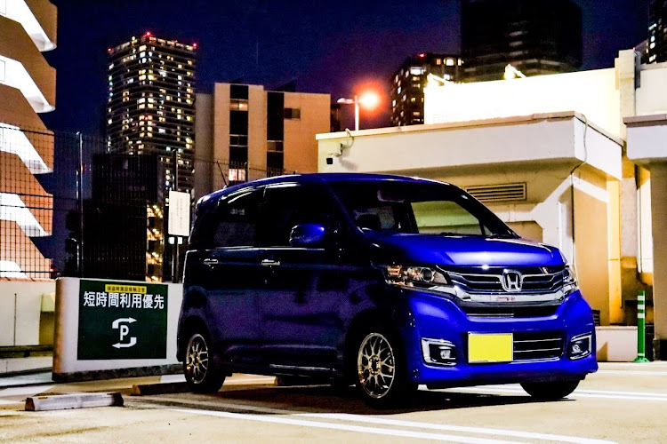 N-WGN カスタムの深夜の徘徊・暑い・猛暑日・ガソスタ・花に関するカスタム事例の投稿画像3枚目