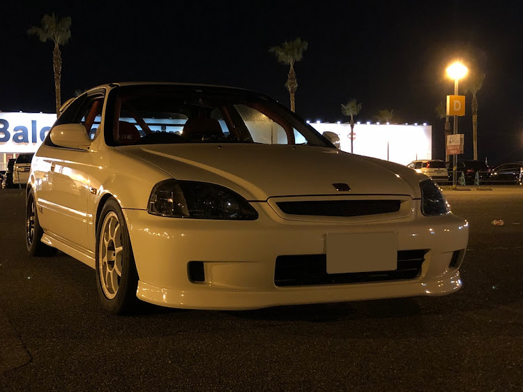 シビックタイプRの秋だねぇ・夜ドライブ・いつもの場所に関するカスタム事例の投稿画像1枚目