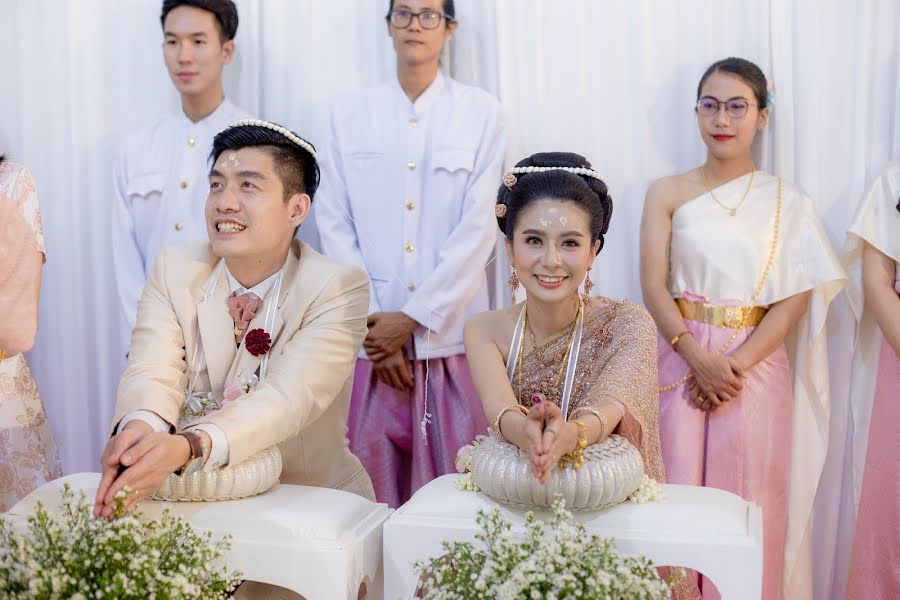 Fotógrafo de casamento Ekapan Pawanti (snapwedd). Foto de 8 de setembro 2020