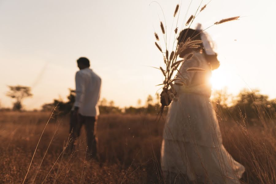 Fotógrafo de casamento Phakphoom Srinorajan (phakgallery). Foto de 20 de dezembro 2021