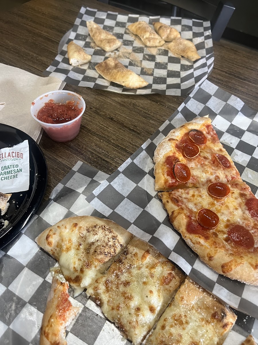 Gluten-Free at Oak city pizza co deer creek