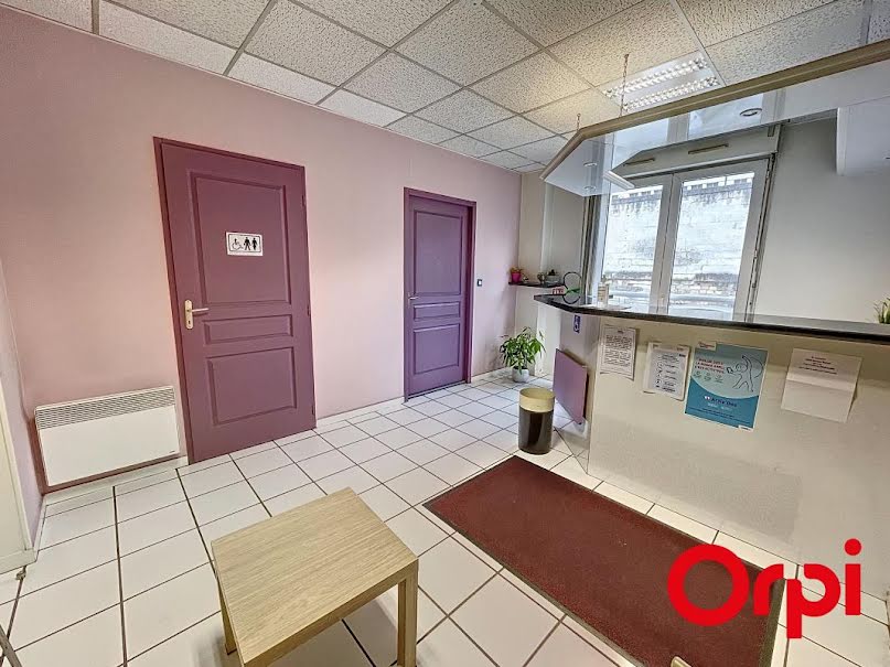 Vente appartement 2 pièces 43 m² à Bourges (18000), 114 450 €