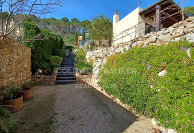 Villa with garden and terrace 2