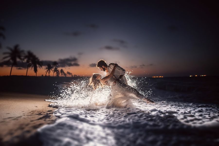 Wedding photographer Cícero Oliveira (cicerooliveira). Photo of 18 October 2018