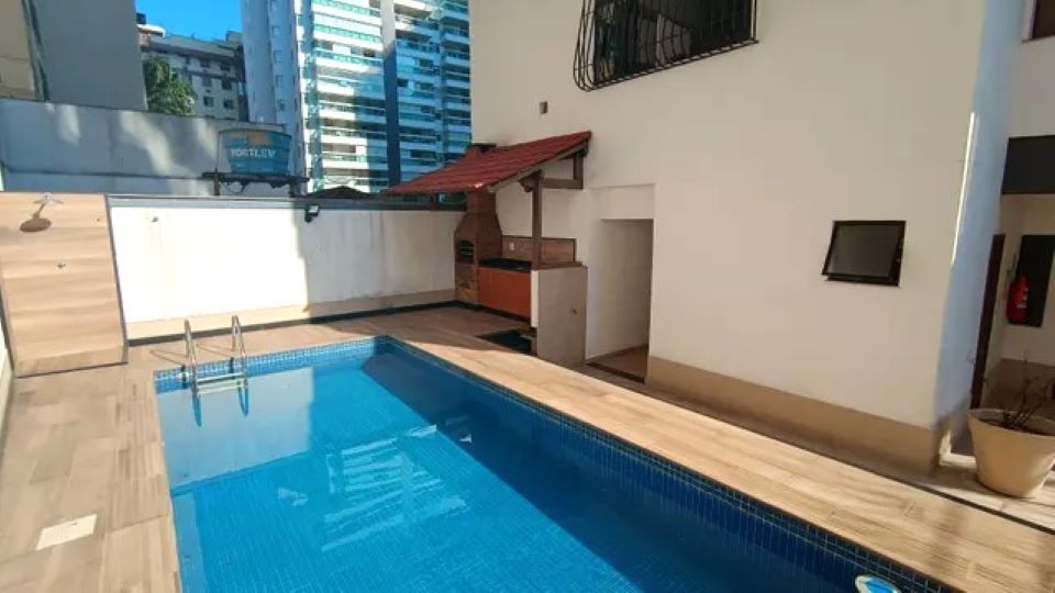 Apartamentos à venda Camboinhas