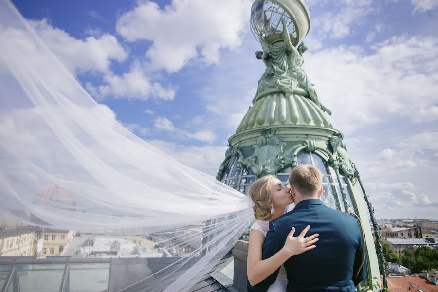 Fotógrafo de casamento Katya Kricha (kricha). Foto de 7 de outubro 2017