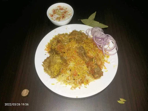 Hyderabadi Chicken Dum Biryani