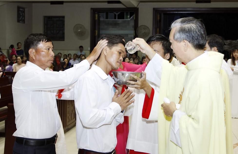 Thánh lễ lãnh nhận các Bí Tích Khai Tâm Kitô Giáo 8.2018