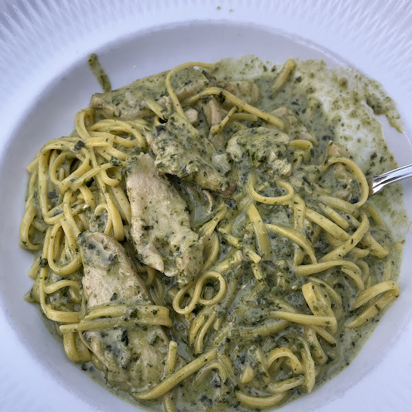 Gf pasta with pesto and chicken