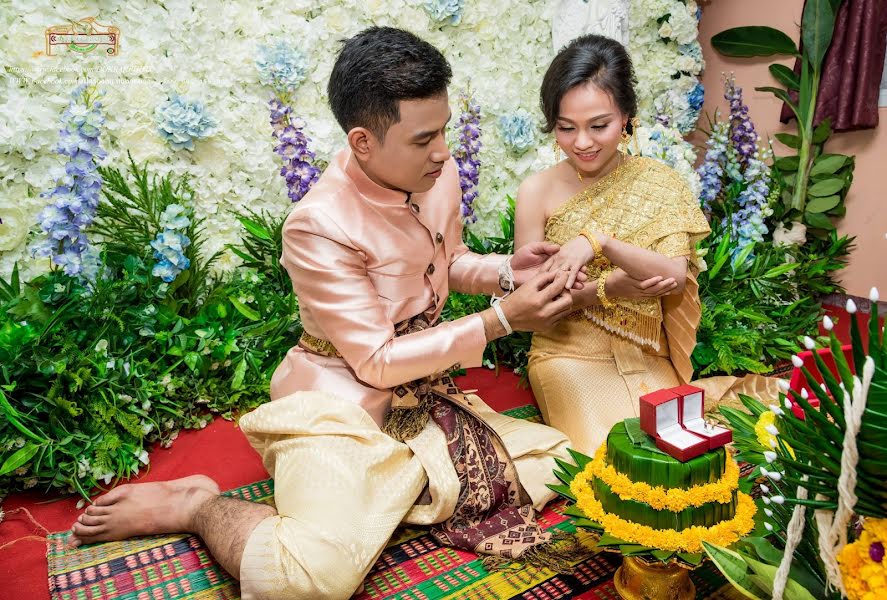 Fotógrafo de casamento Tanapong Palasu (dokrakphoto). Foto de 7 de setembro 2020