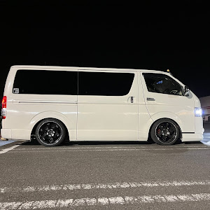 ハイエースバン KDH201V