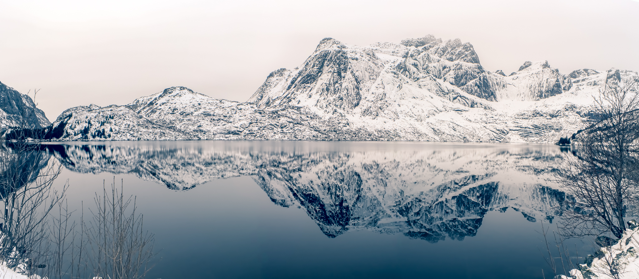 Storvatnet Lake di marco_croci