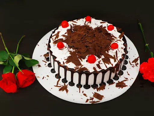 Black Forest Cake With Cherry