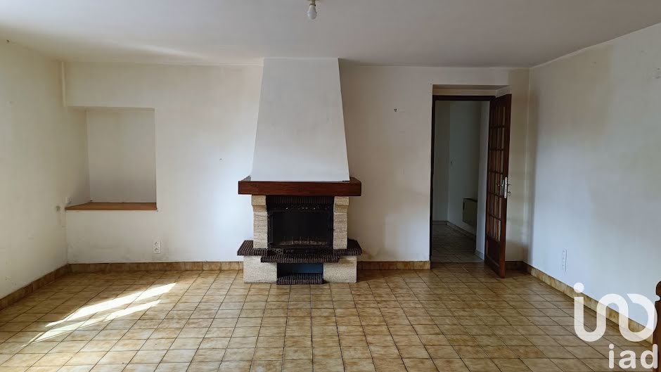 Vente maison 5 pièces 93 m² à La Colombe (50800), 137 000 €