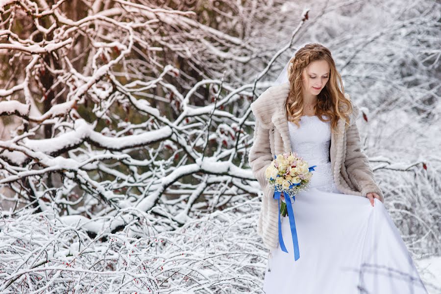 Fotógrafo de casamento Nikolay Zemledelcev (nikolaz888). Foto de 10 de maio 2016