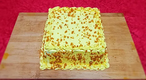 Butterscotch Cake Square [Pure Eggless]