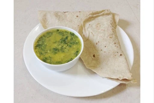 Bhakri With Palak Cha Varan