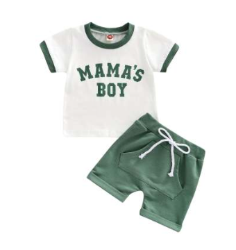 Kinder set met bedrukte korte mouwen t-shirt en shorts, ideaal voor spelen en ontspannen in de zomer, comfortabel en stijlvol.