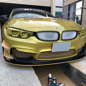 M4 クーペ