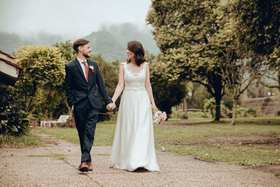 Fotografo di matrimoni Marina Chocobar (marinachocobar). Foto del 4 maggio 2022