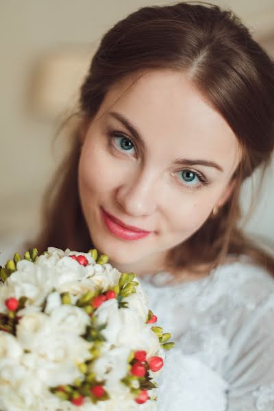 Fotografo di matrimoni Marina Cherednichenko (cheredmari). Foto del 2 maggio 2017