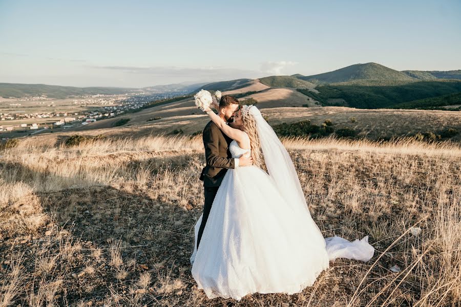 Fotografo di matrimoni Fisnik Halili (fisnikhalili). Foto del 3 ottobre 2023