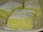 Two Ingredient Lemon Bars was pinched from <a href="http://www.facebook.com/photo.php?fbid=10151179817501680" target="_blank">www.facebook.com.</a>