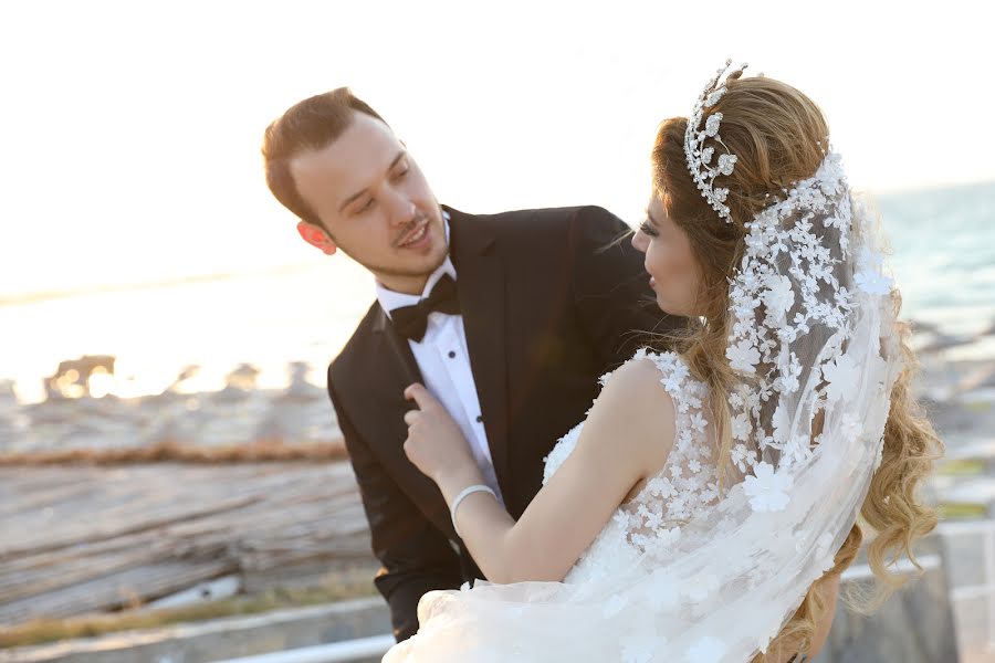 Fotógrafo de bodas Zafer Şiyak (zafer). Foto del 30 de septiembre 2017