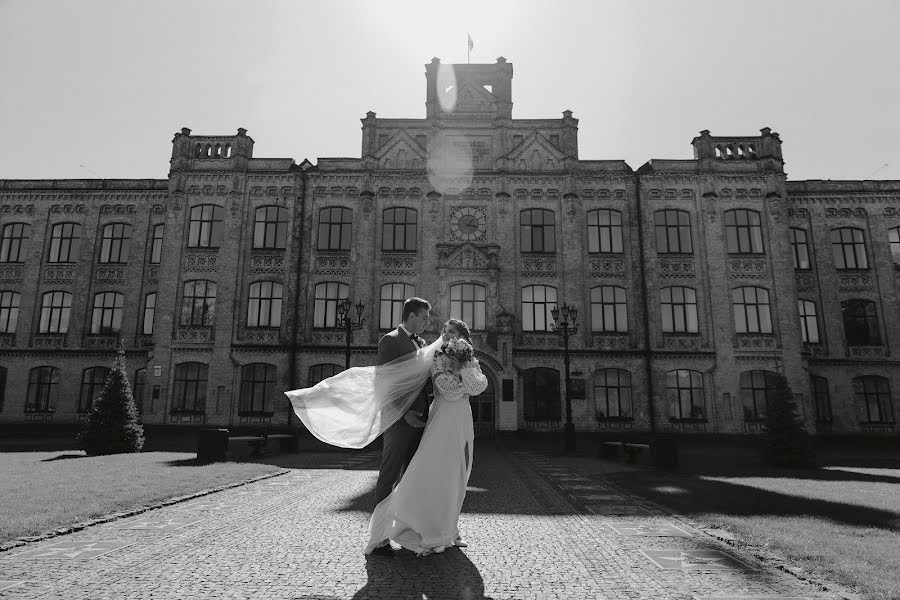 Bröllopsfotograf Oksana Bolshakova (oksanabolshakova). Foto av 10 februari 2021