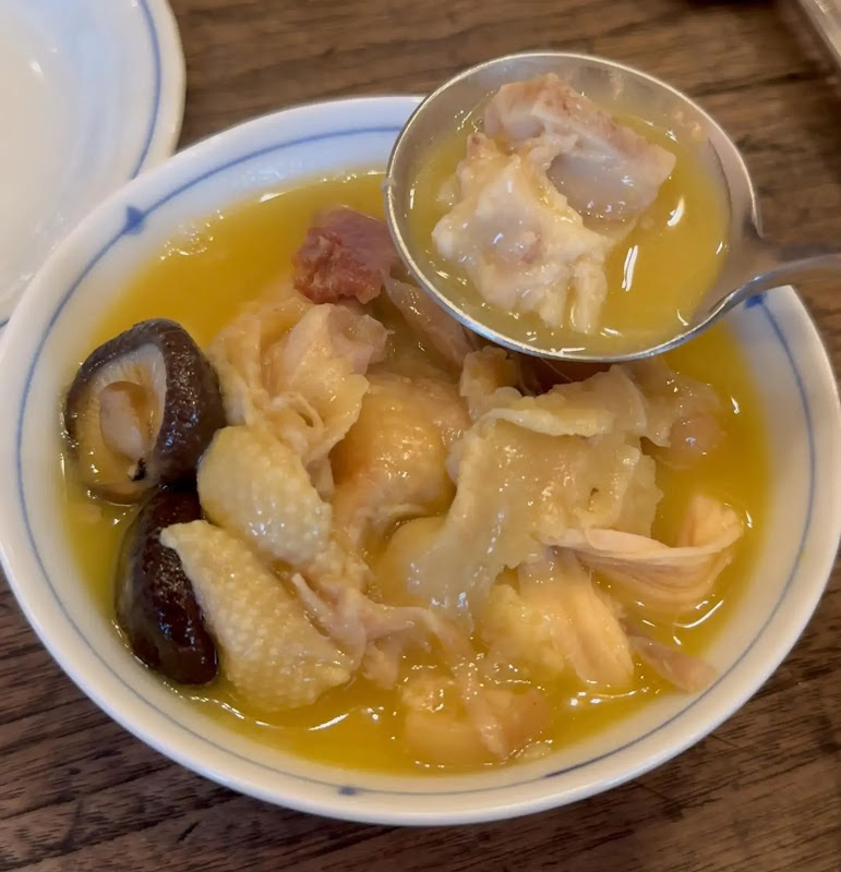 台中春韭私廚，復古中式無菜單料理，黃仁勳激推的極品黃金雞湯！